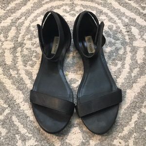 STEVE MADDEN Sandals